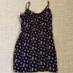 Slip style flower dress with lace detail